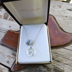 Chic Silver Heart Pendant Necklace